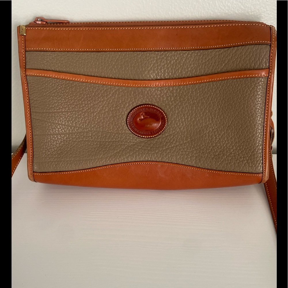 **Vintage ** DOONEY AND BOURKE Cross Body Purse